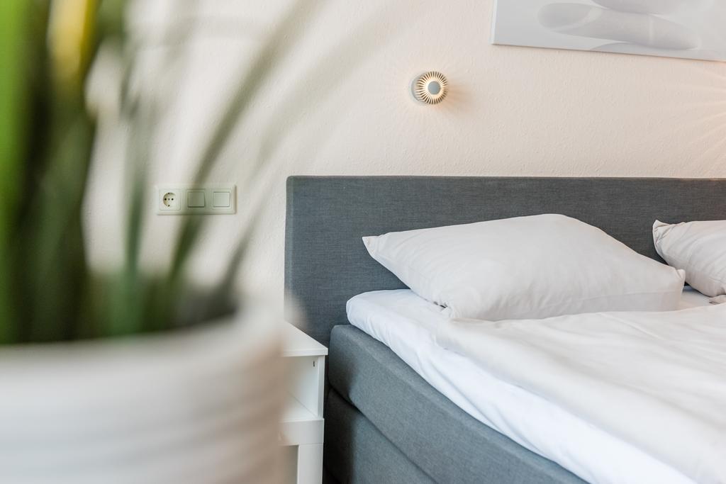 Schaefers Hotel, Self-Check-In, Cafe Und Baecker Am Hotel 弗希塔 外观 照片