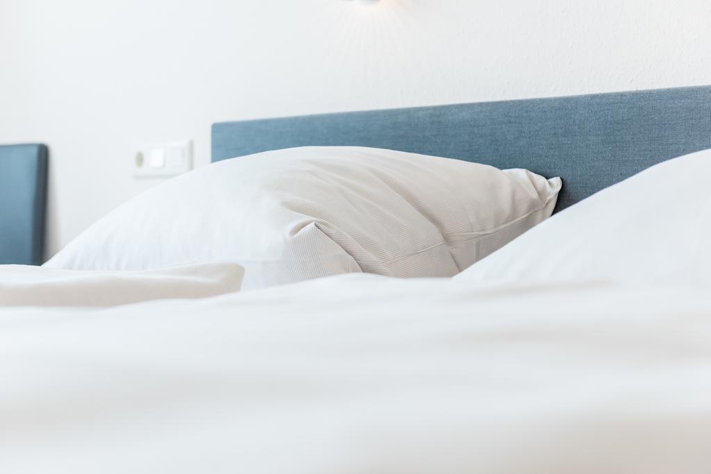 Schaefers Hotel, Self-Check-In, Cafe Und Baecker Am Hotel 弗希塔 外观 照片